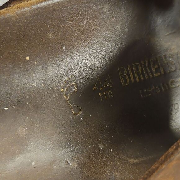 Birkenstock Arizona two-strap sandals in brown genuine leather. EU size 44 main image 10